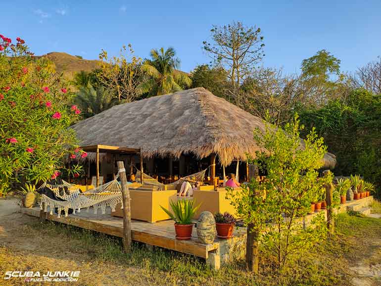 komodo beach resort